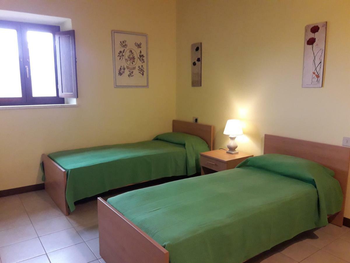 Agriturismo Il Pescinone 宛图里那 外观 照片
